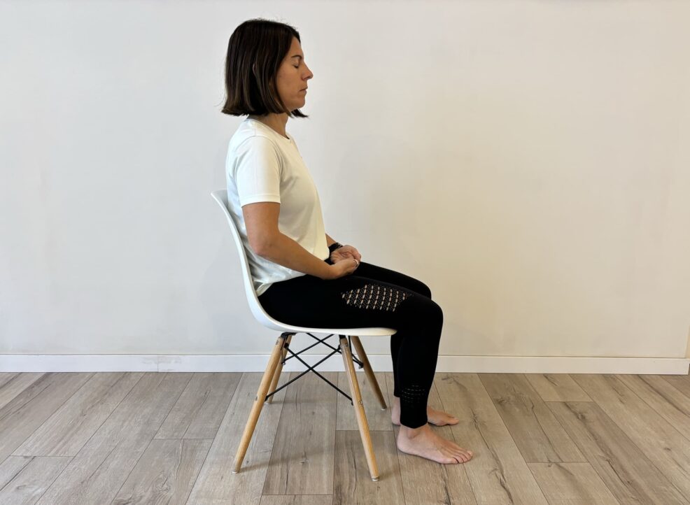 Troba la postura indicada per meditar correctament
